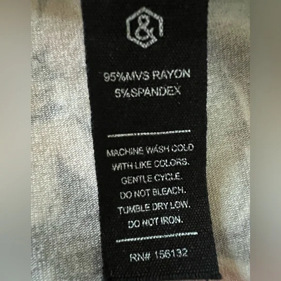 Agnes and Dora Floral Dress - Picture 10 of 11